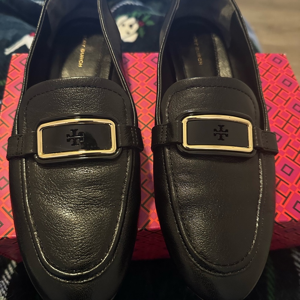 Tory Burch Black Leather Loafers with Gold-Tone Logo Buckle